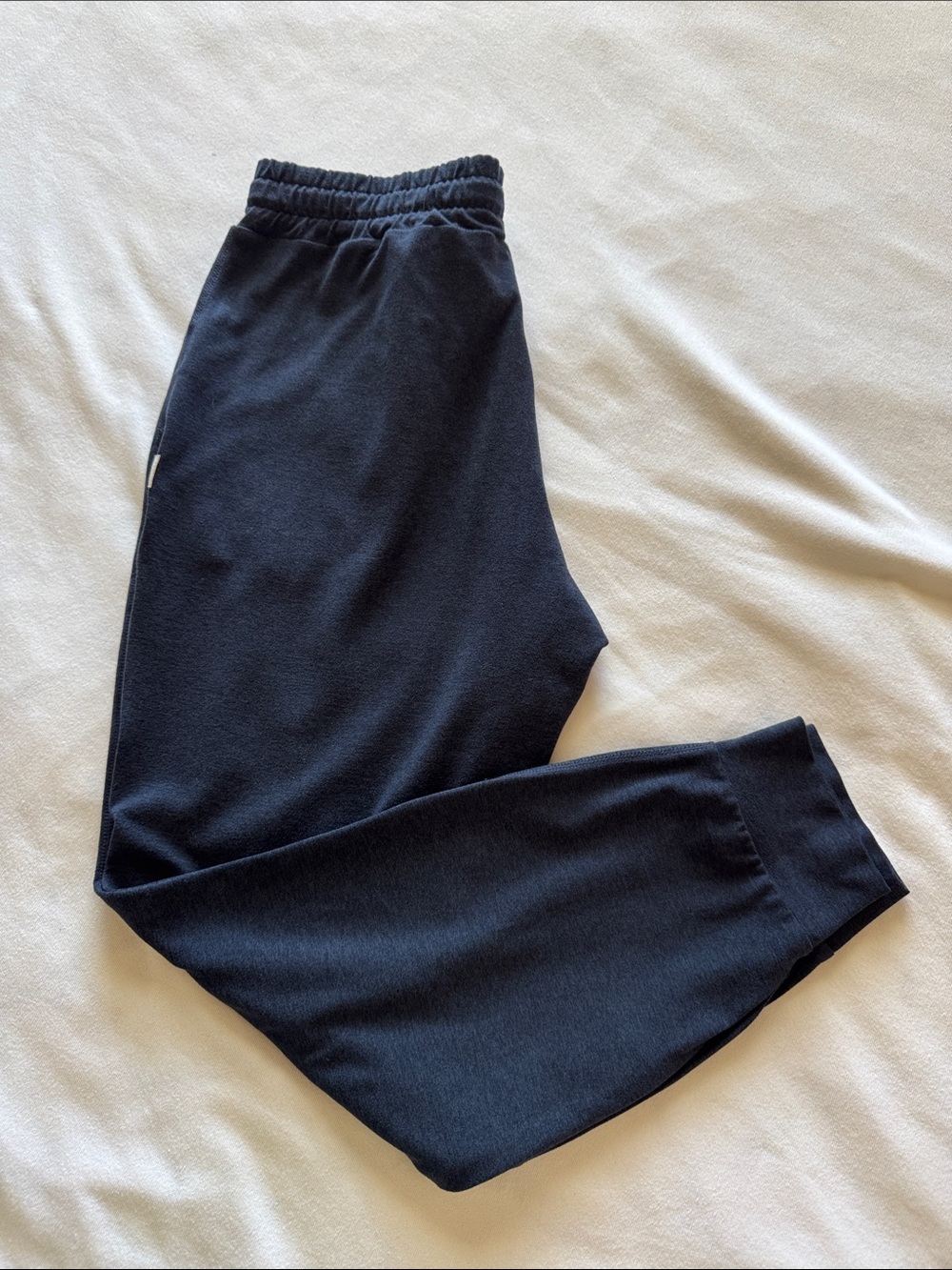 Vuori jogger pants